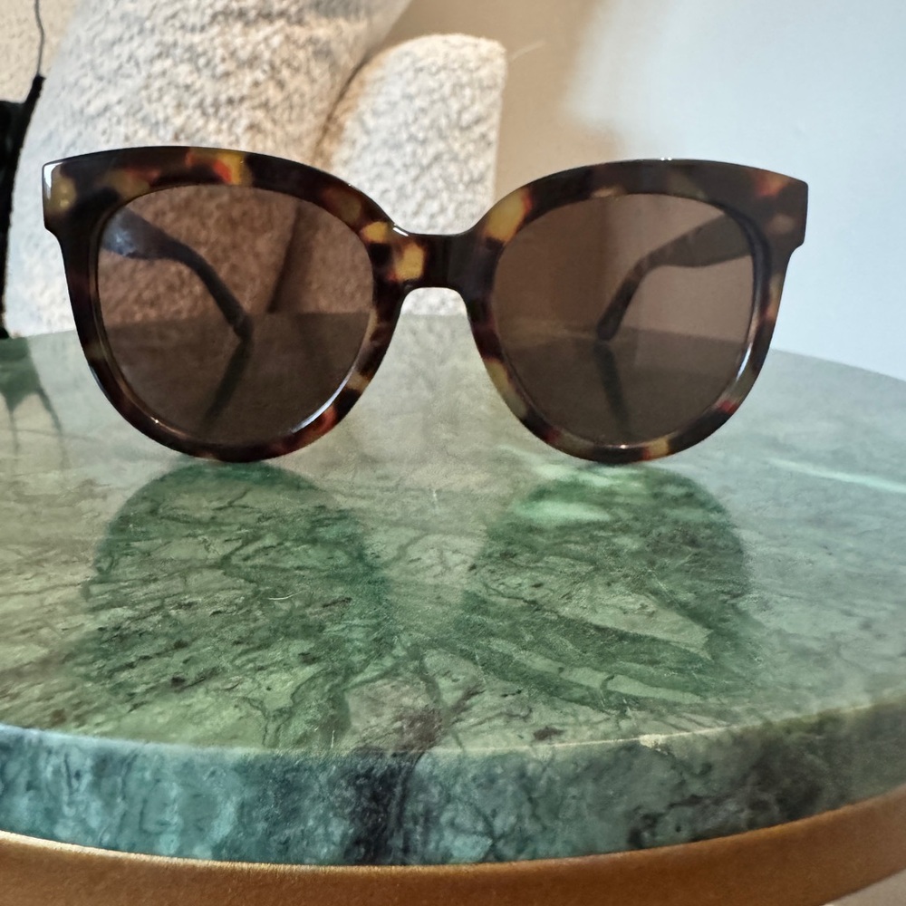 Oversized Tortoise Shell Sunglasses